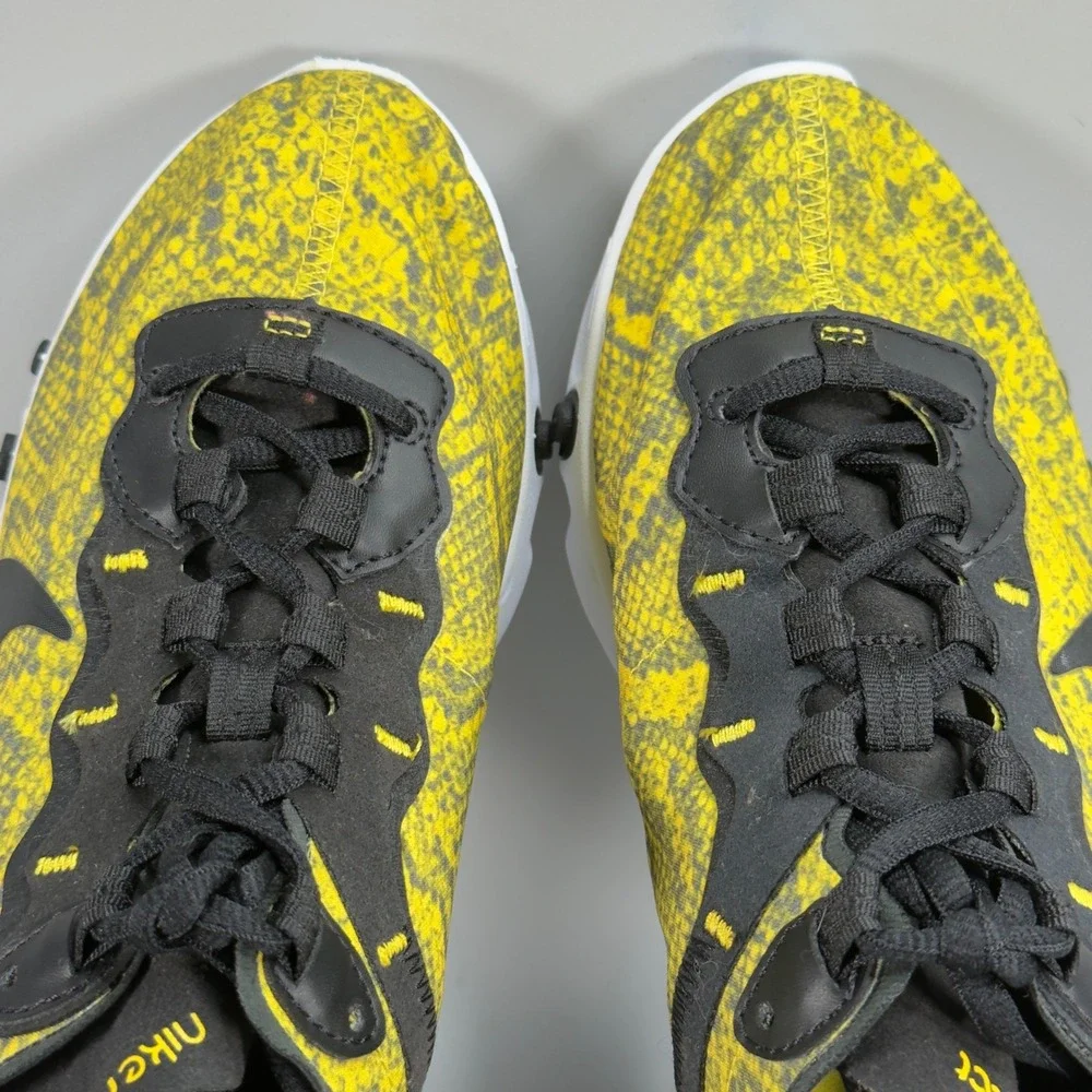 Nike React Element 55 Womens 7 Running Shoe Yellow Black White Snakeskin Sneaker